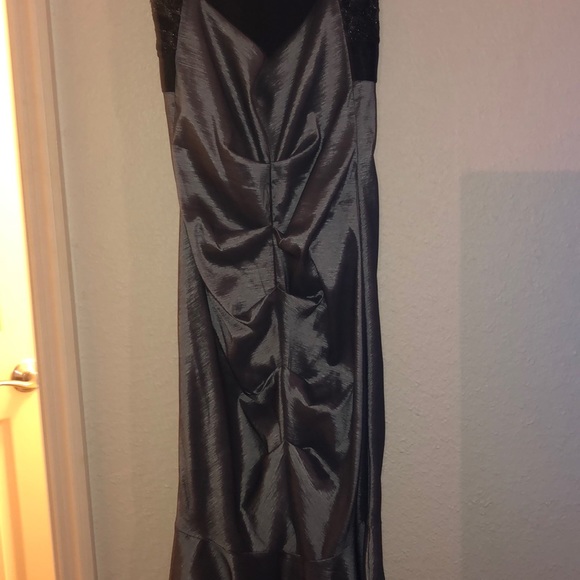 Strapless gown - Picture 4 of 4